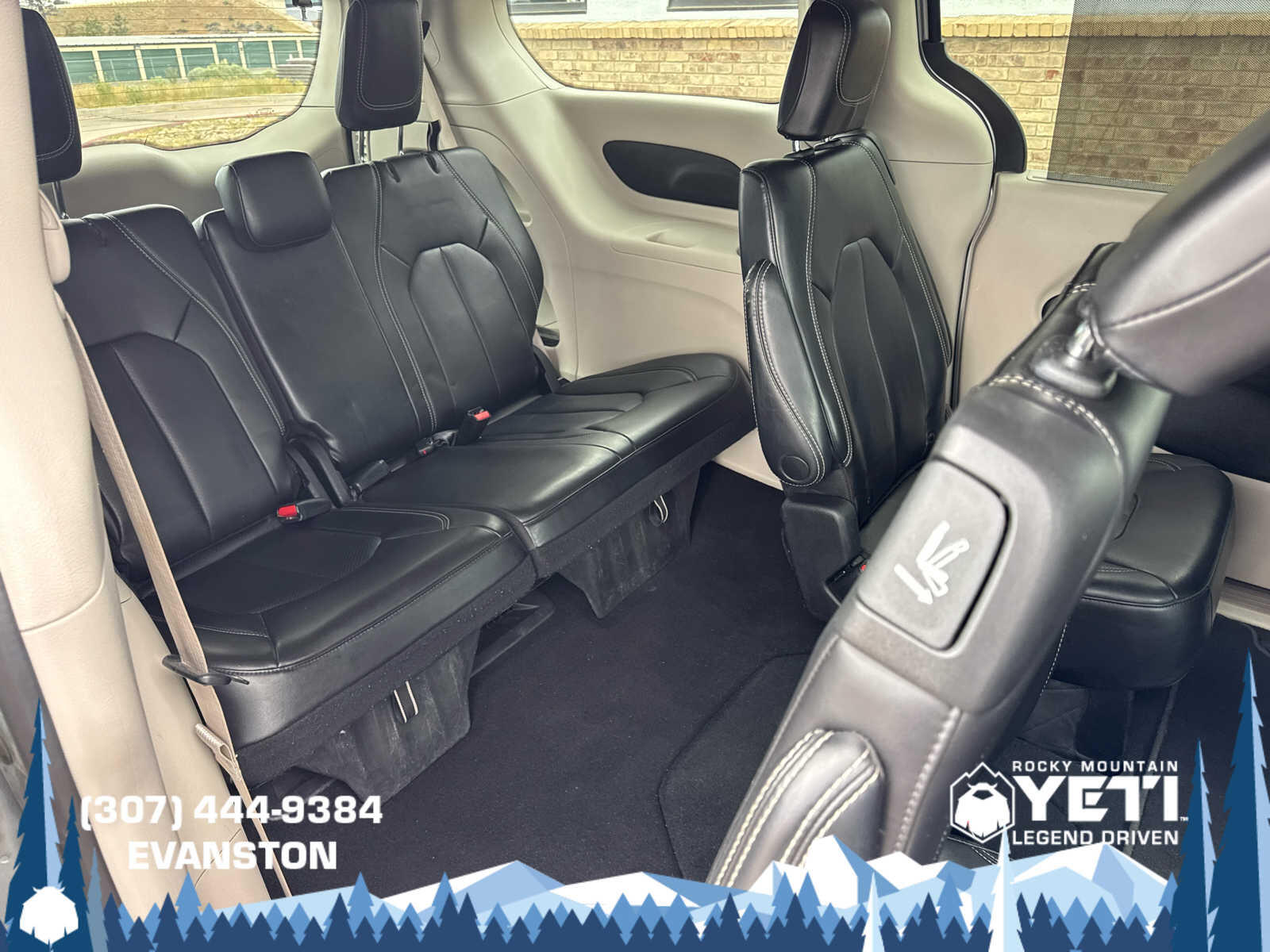 2023 Chrysler Pacifica Touring L - Photo 15