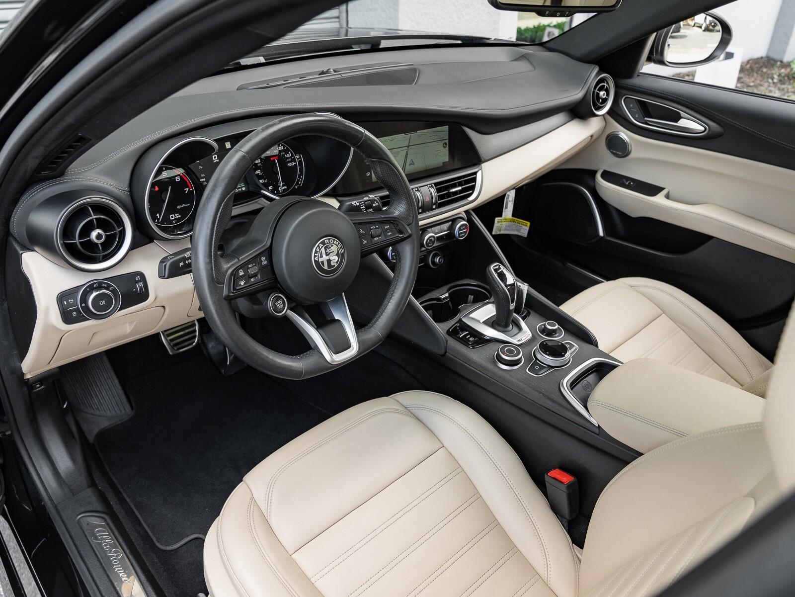 Used 2023 Alfa Romeo Giulia Lusso