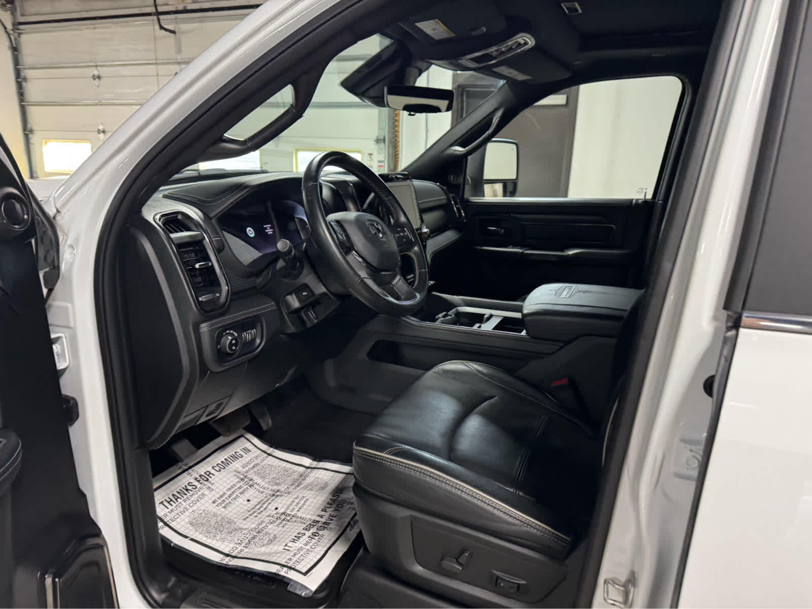2024 RAM Ram 3500 Pickup Limited - Photo 15