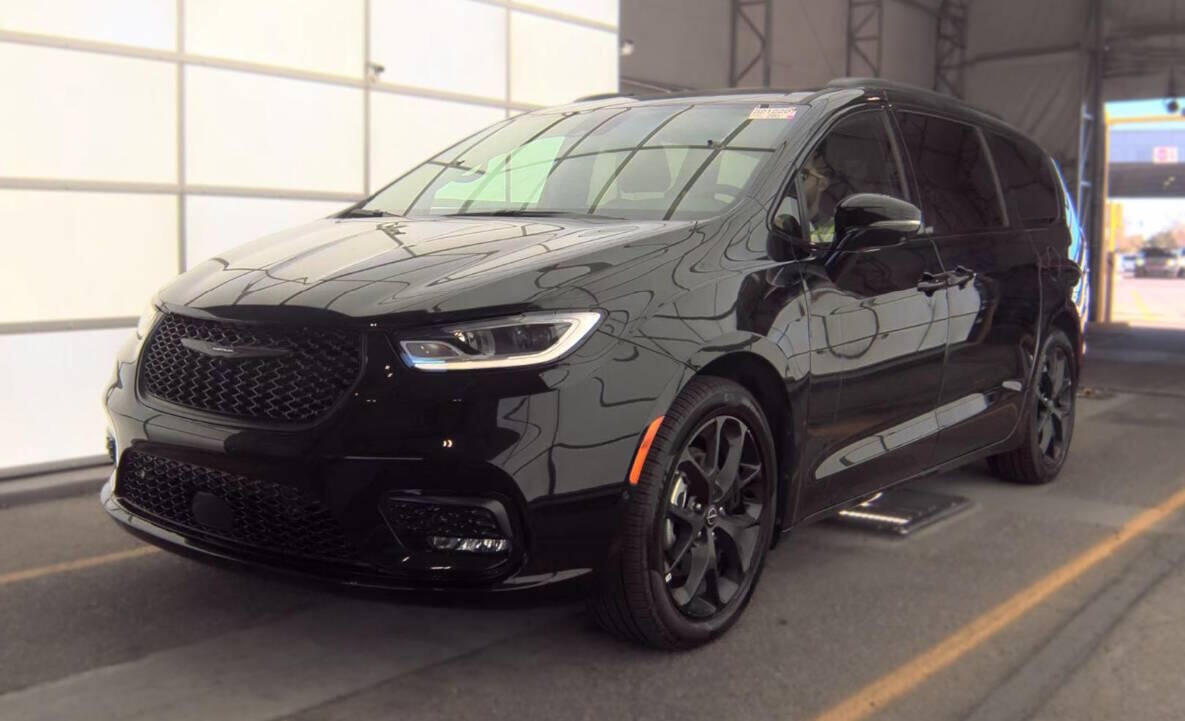2026 Chrysler Pacifica Select 4dr Mini Van