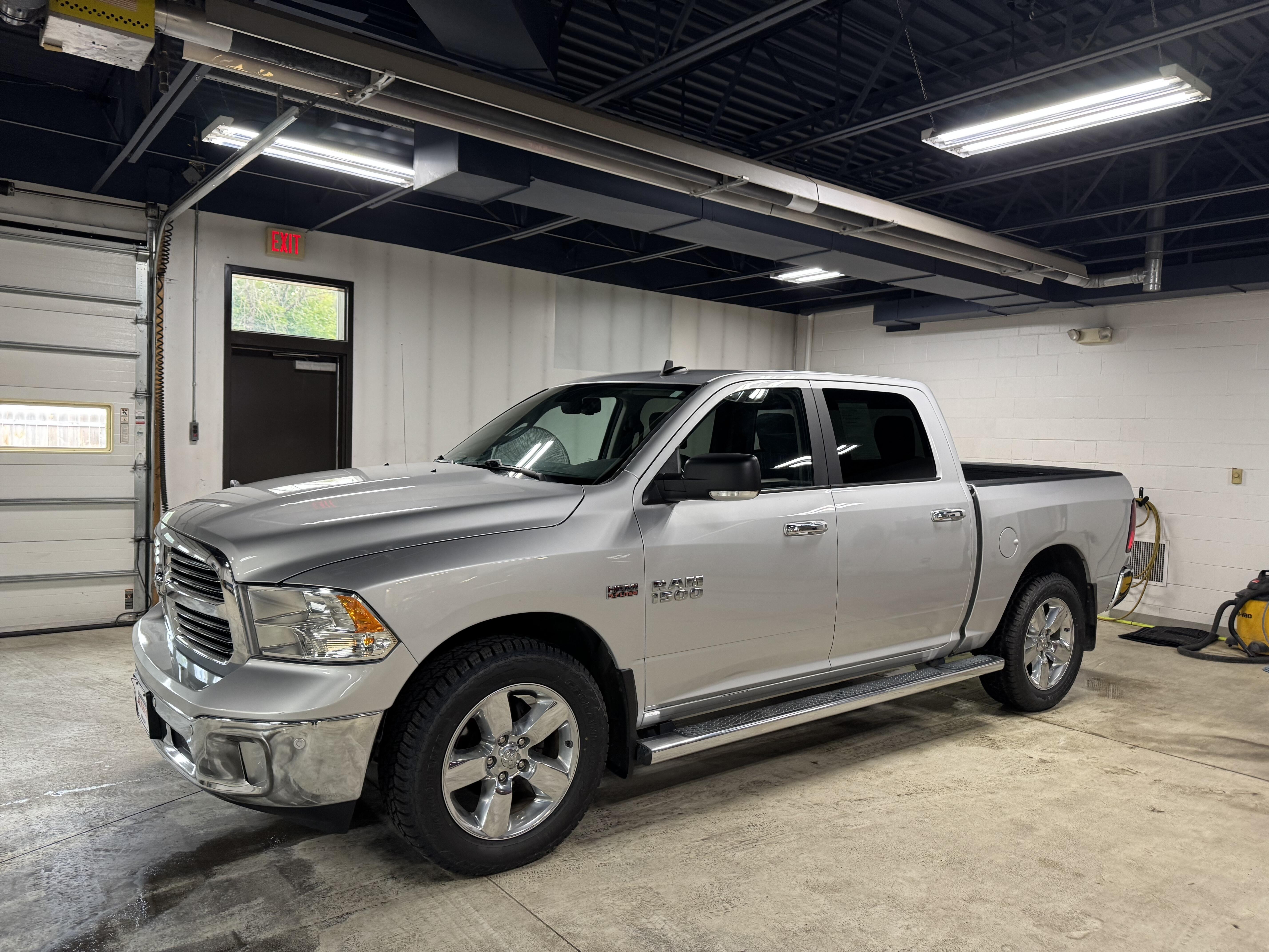 Used 2017 RAM Ram 1500 Pickup Big Horn with VIN 3C6RR7LT3HG751085 for sale in New Ulm, Minnesota