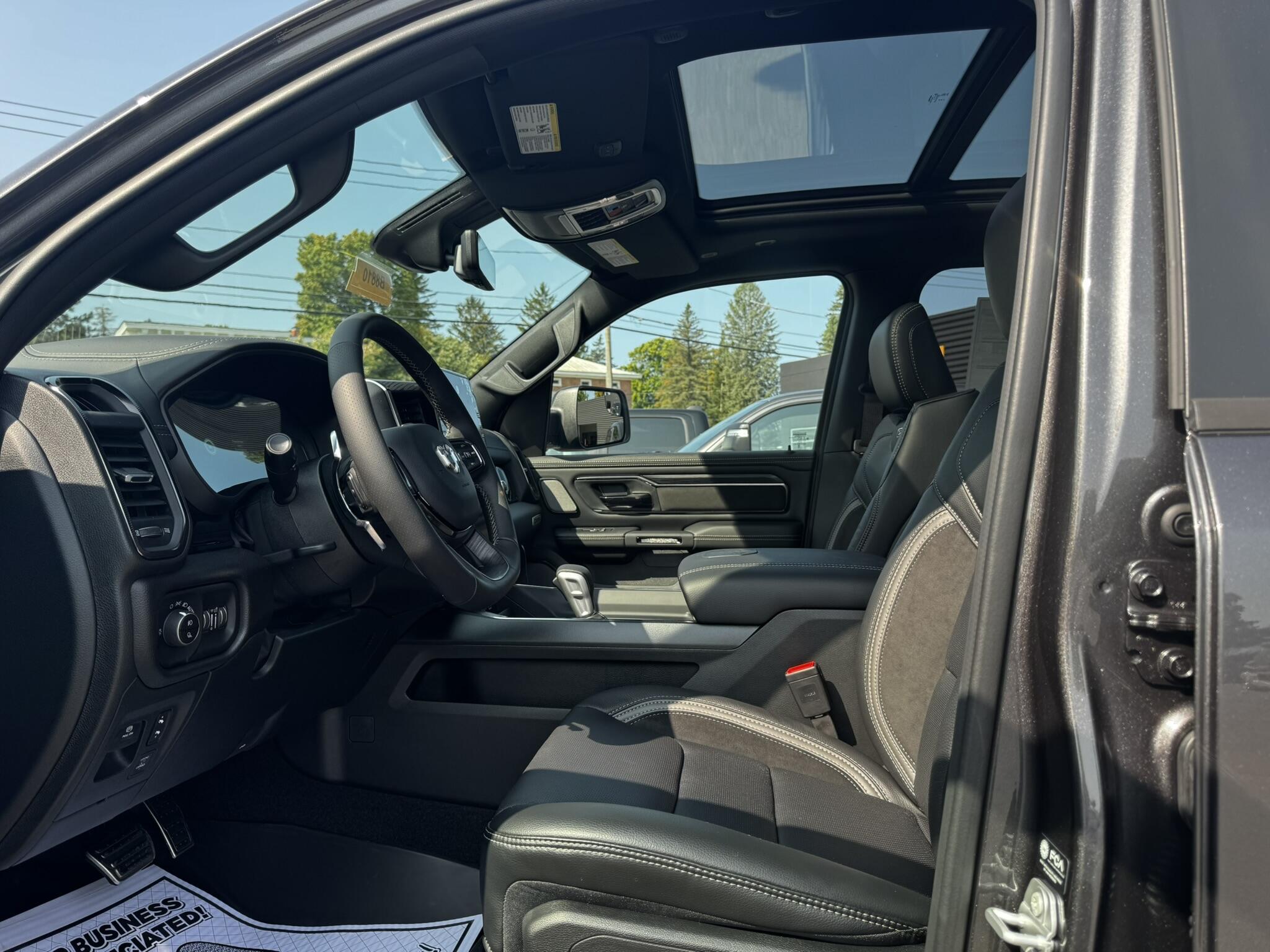 2026 RAM 1500 Rebel - Photo 7