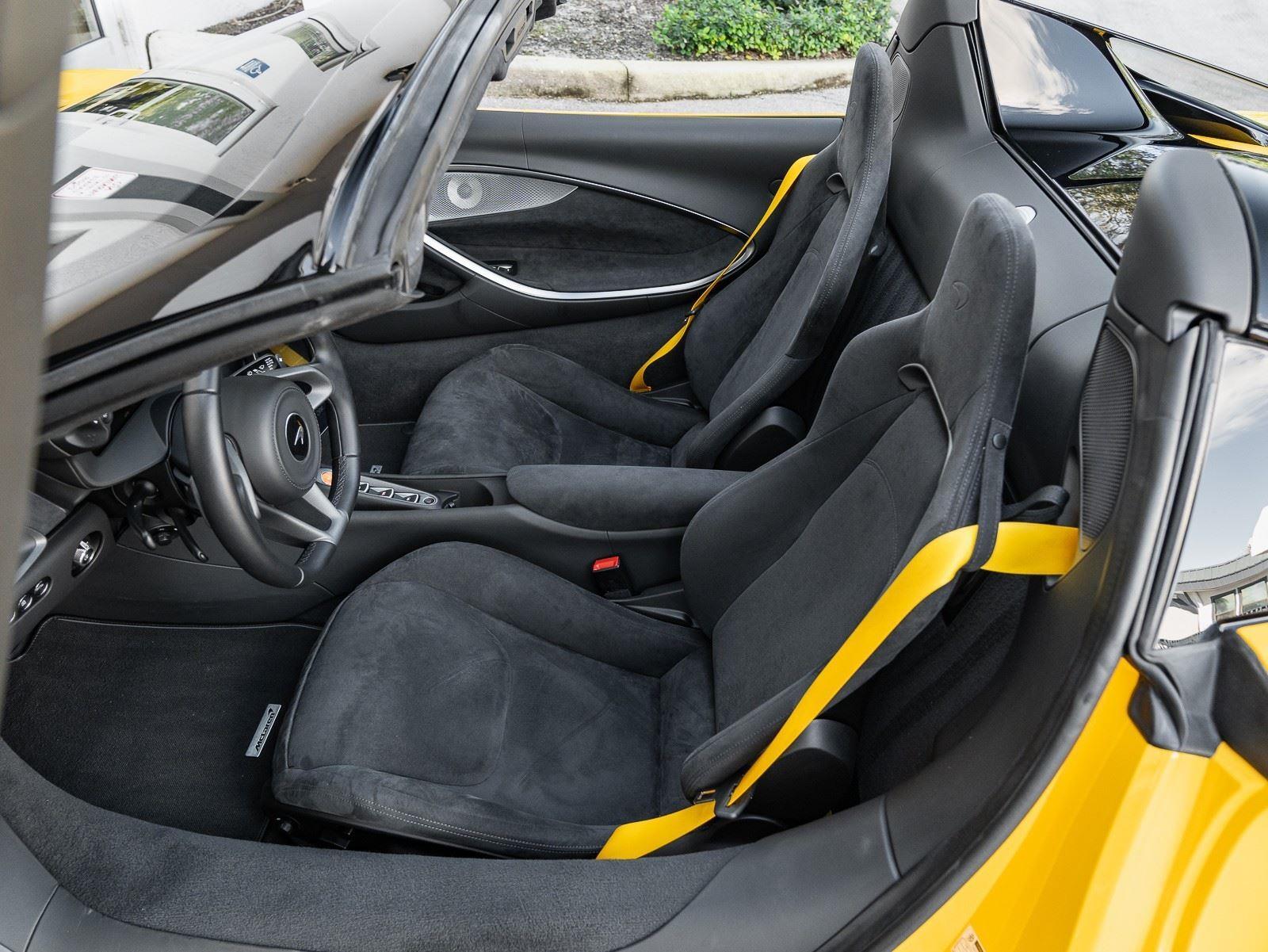 Used 2025 McLaren Artura TechLux