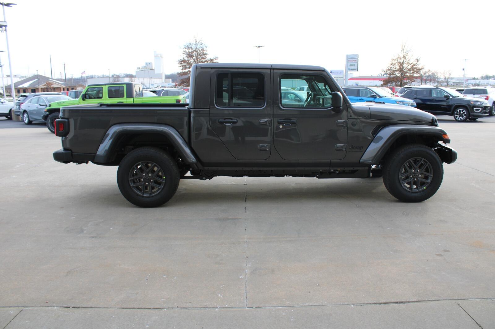 2026 Jeep Gladiator Sport S - Photo 6