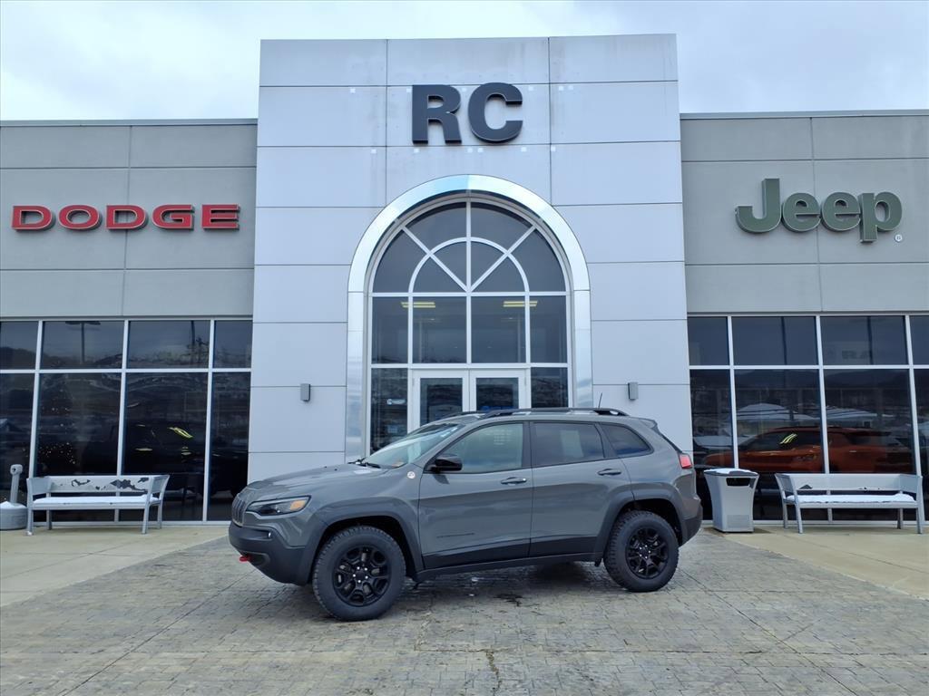 2022 Jeep Cherokee Trailhawk's photo