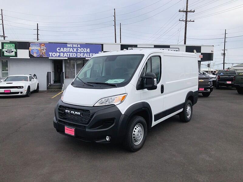 2026 RAM ProMaster Cargo Van Tradesman