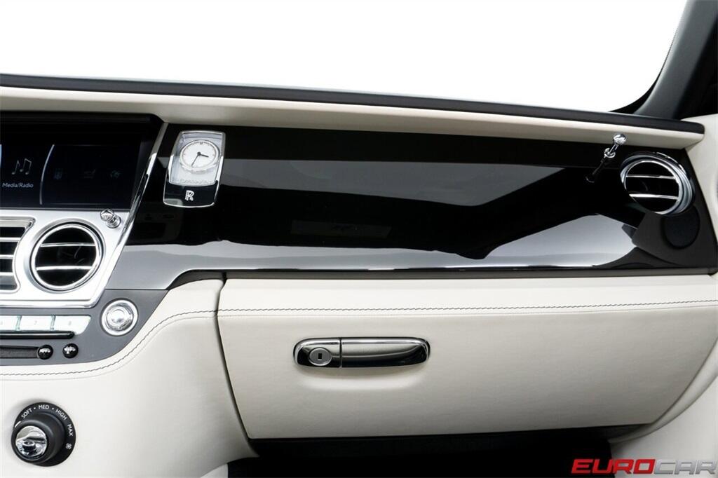 Used 2018 Rolls-Royce Dawn *BESPOKE INTERIOR * IMMACULATE CONDITION*Image 36