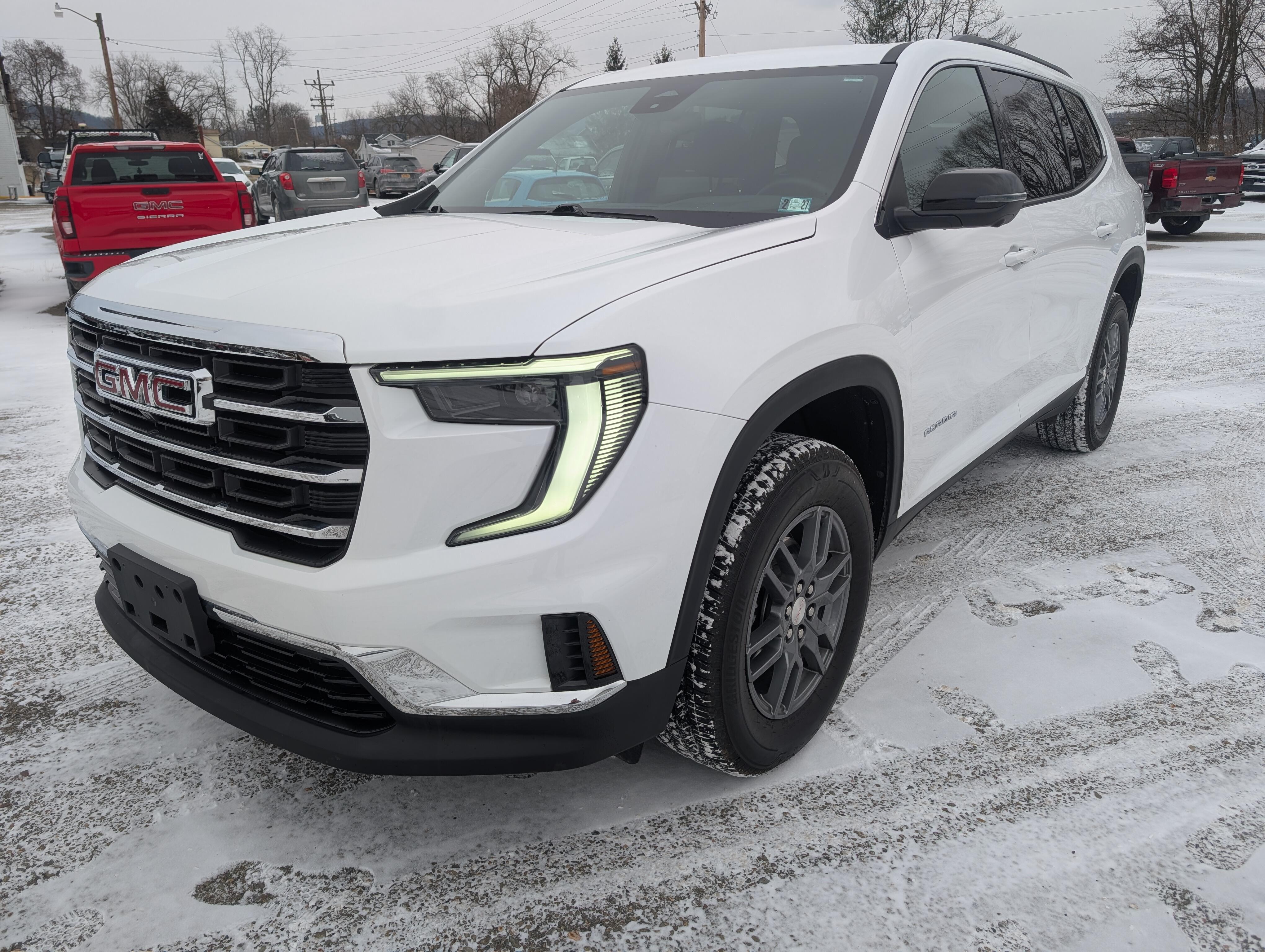 2025 GMC Acadia Elevation