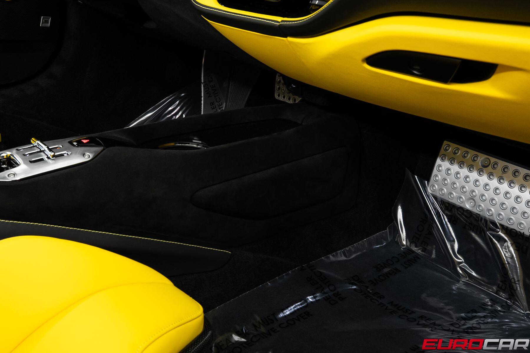 2024 Ferrari SF90 Spider *CARBON RACING SEATS * FULL PPF*Image 40