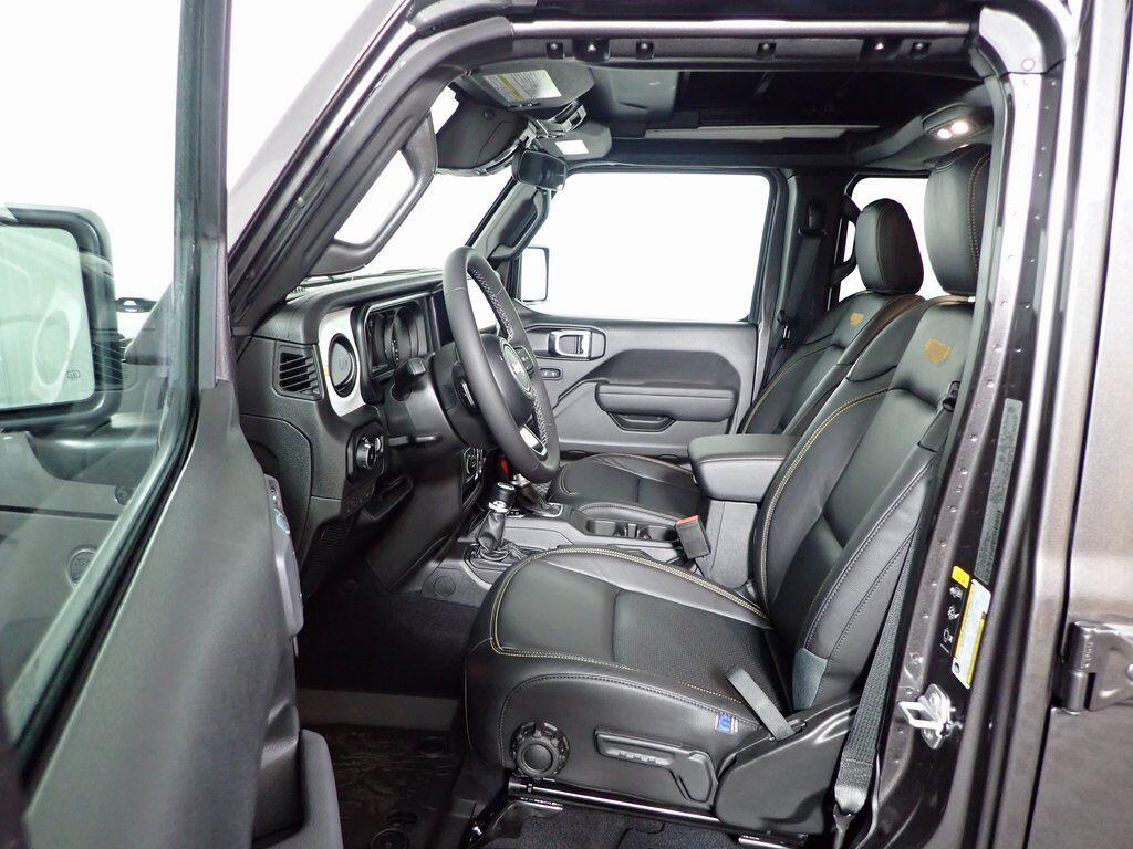 2025 Jeep Wrangler 4-Door Sport S - Photo 19