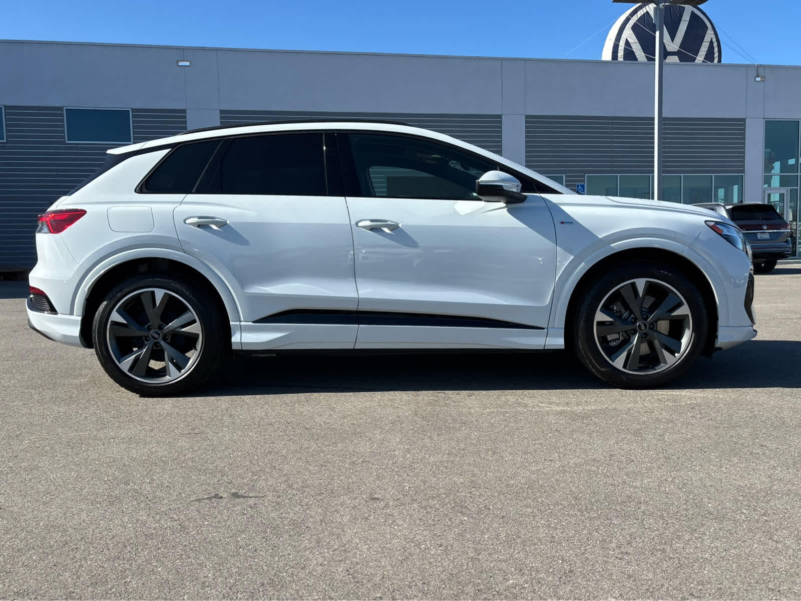 Used 2024 Audi Q4 e-tron Premium with VIN WA1KUBFZ9RP036380 for sale in Ventura, CA
