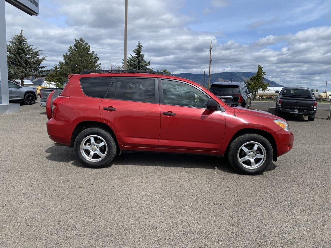 Used 2007 Toyota RAV4 Base with VIN JTMBD33V775102429 for sale in Island City, OR