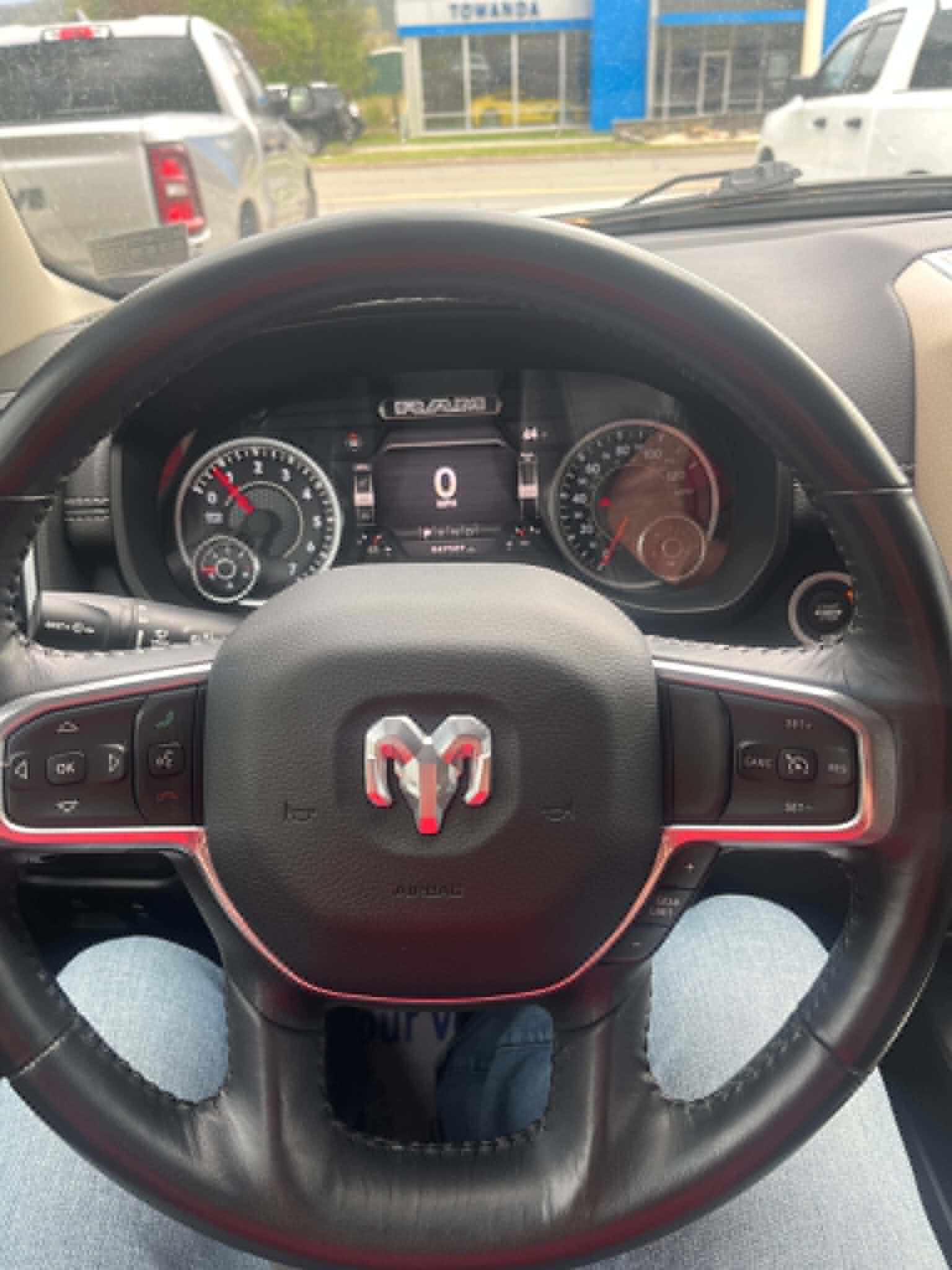 2022 RAM Ram 1500 Pickup Laramie - Photo 8
