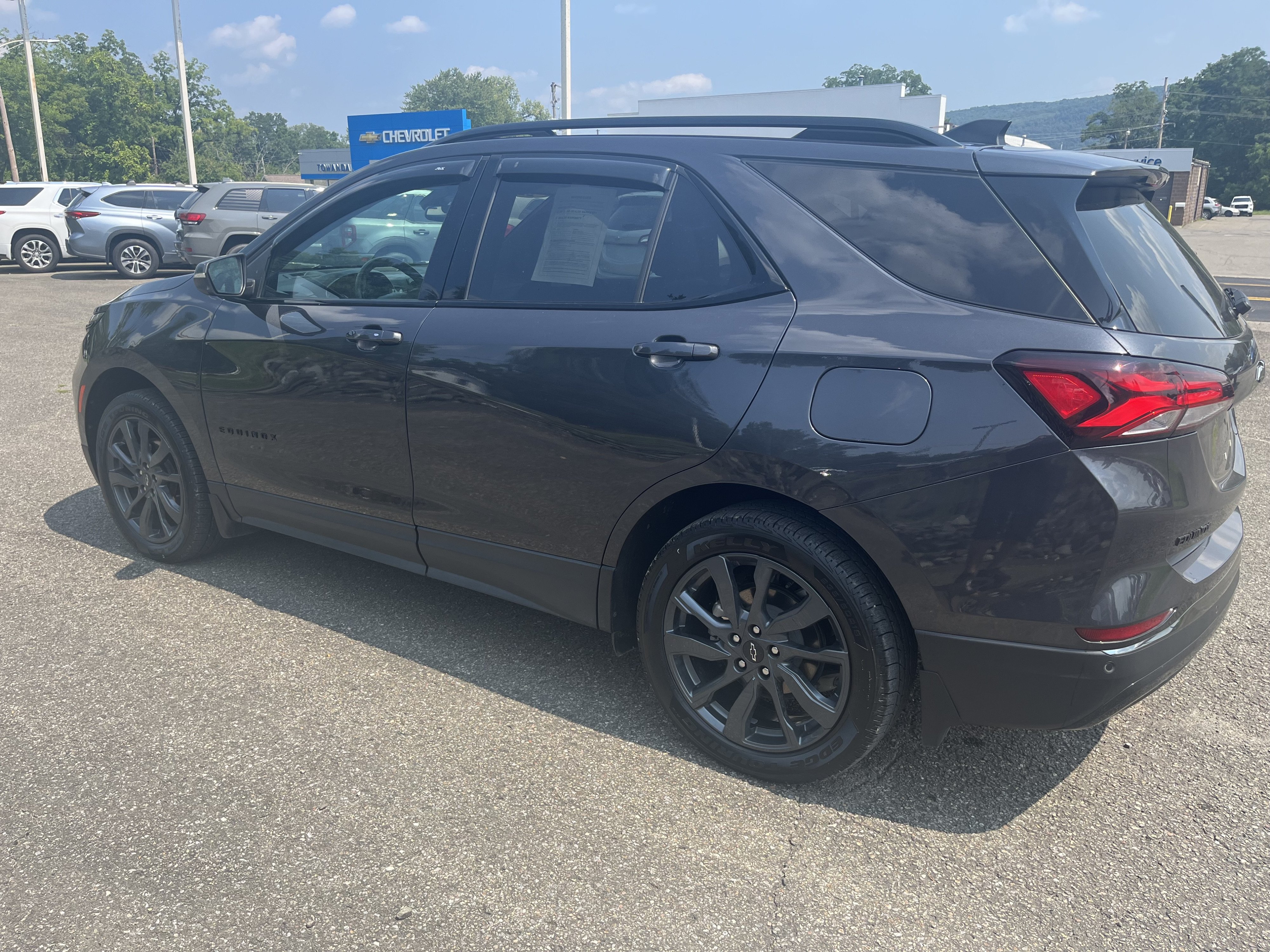 Used 2022 Chevrolet Equinox RS with VIN 3GNAXWEV9NS186815 for sale in Towanda, PA