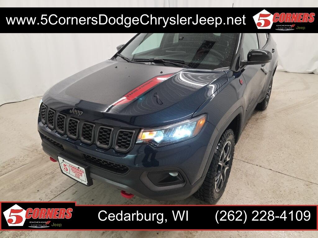 2026 Jeep Compass Trailhawk's photo
