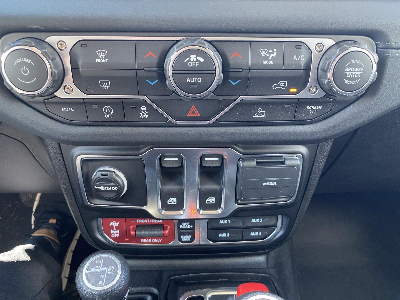 2026 Jeep Wrangler 2-Door Rubicon - Photo 21
