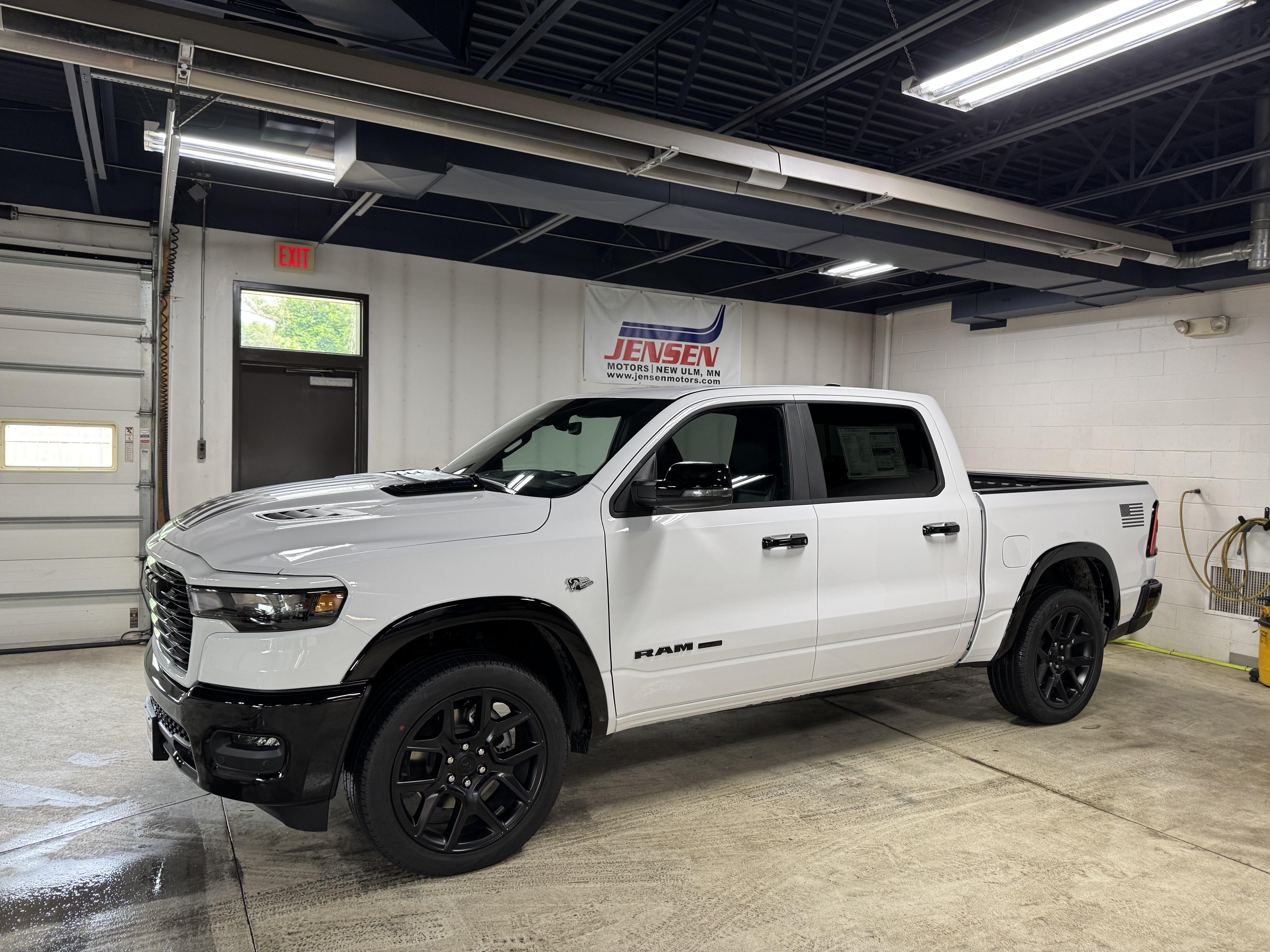 2026 RAM 1500 Laramie 4x4 Crew Cab 5'7's photo