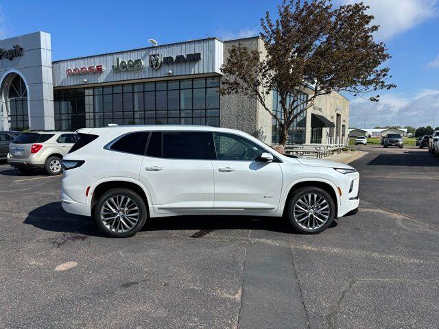 2025 Buick Enclave Avenir AWD's photo