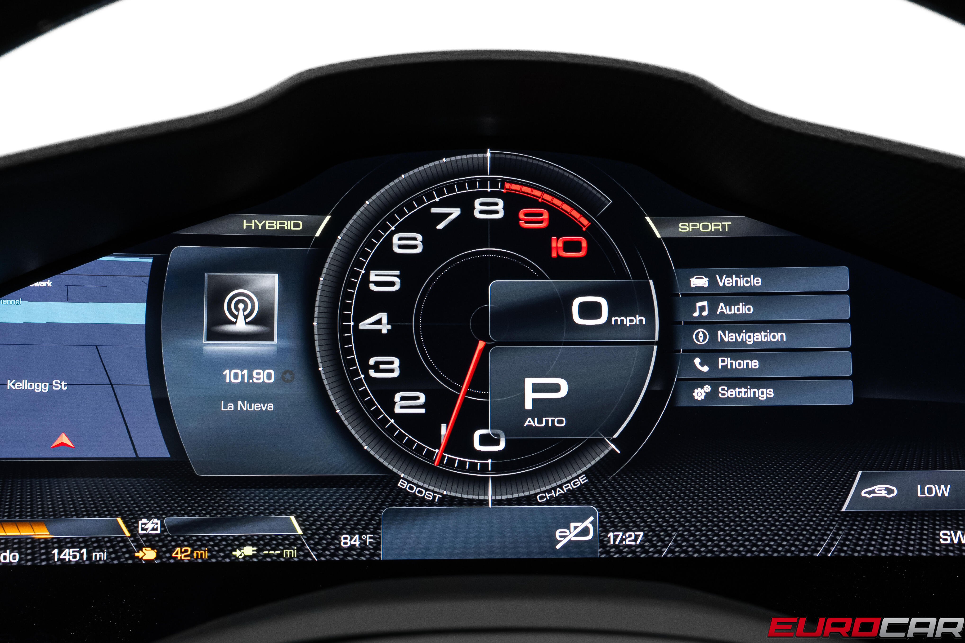 2023 Ferrari SF90 Stradale *CARBON STEERING WHEEL * FULL ELECTRIC SEATS*Image 34