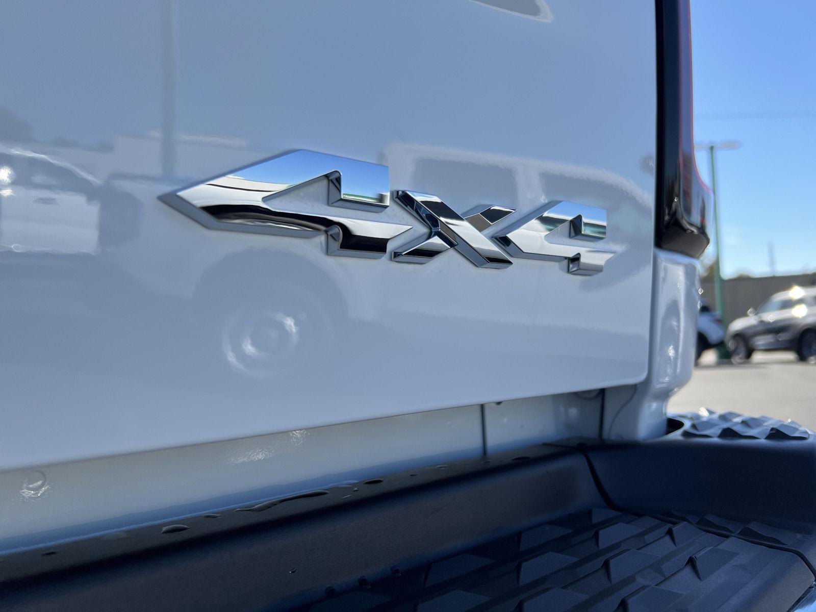 2026 RAM 2500 Tradesman - Photo 9