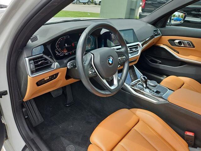 2022 BMW 3 Series 330i - Photo 21