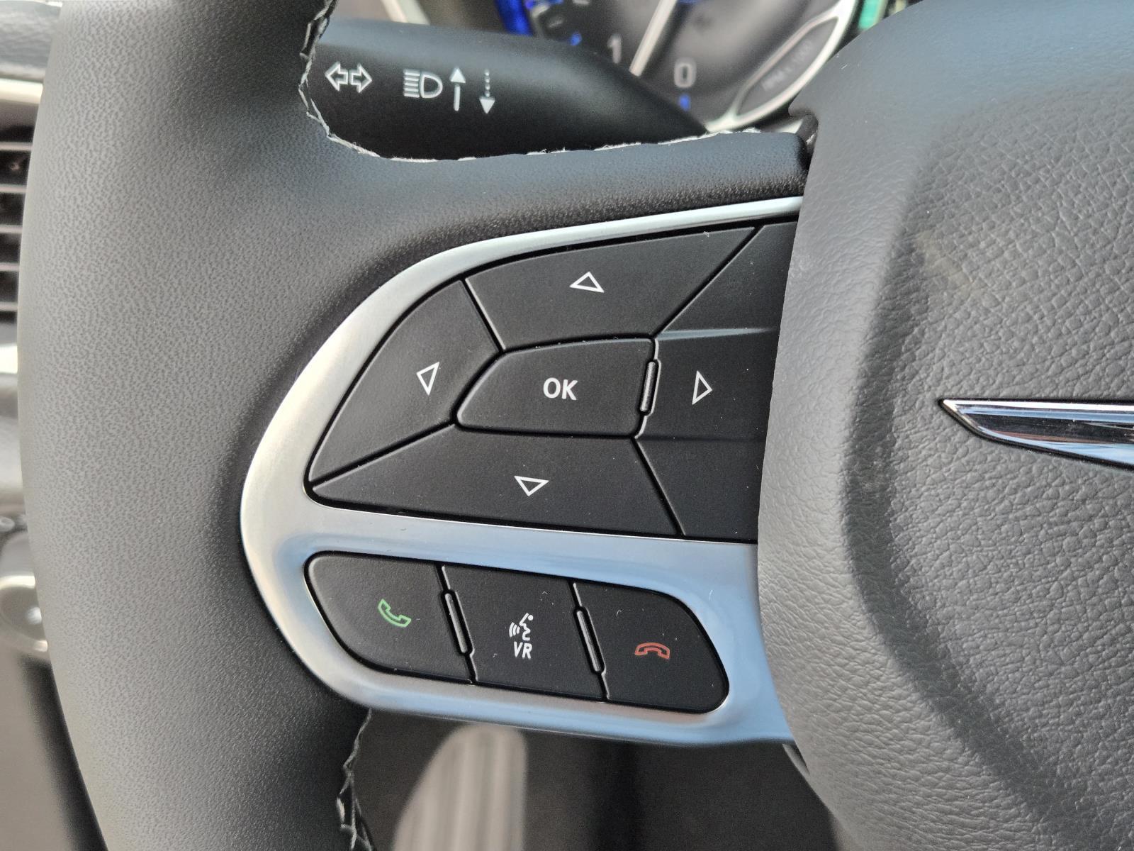 2026 Chrysler Pacifica Select - Photo 19