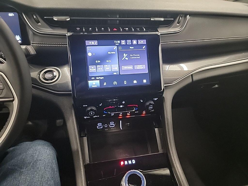 2023 Jeep Grand Cherokee Altitude - Photo 17