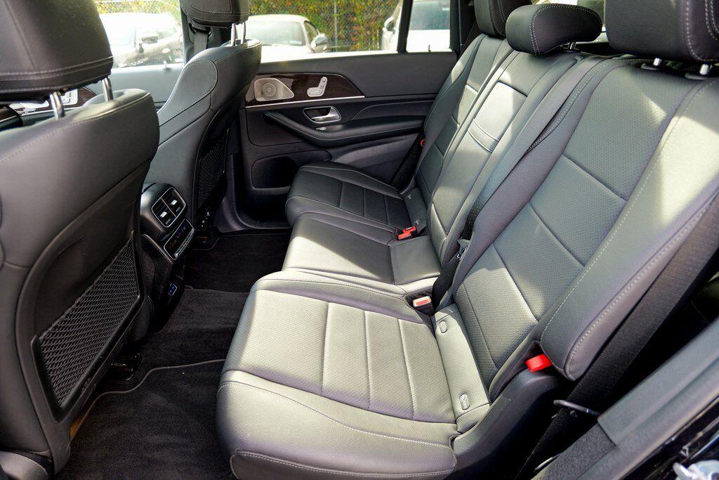 2025 Mercedes-Benz GLS Base - Photo 24