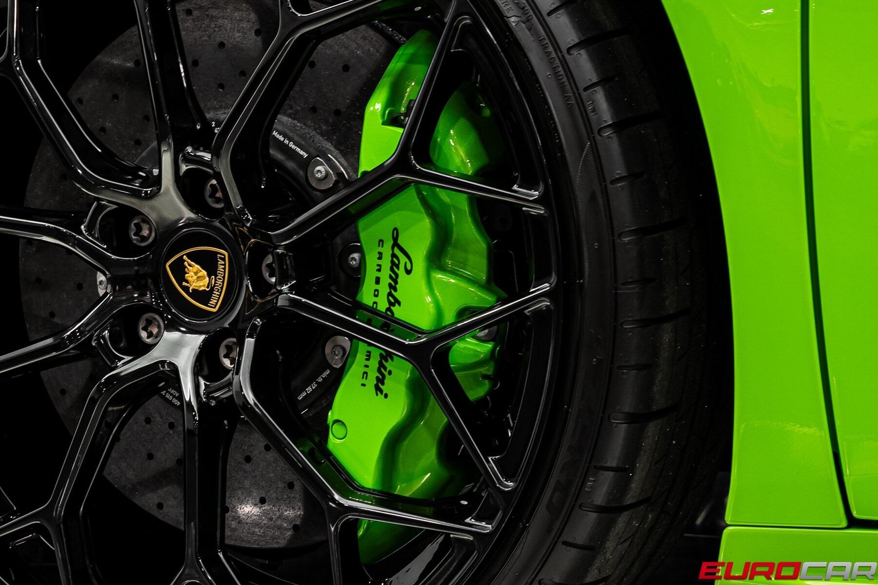 2023 Lamborghini Huracan EVO RWD *HIGH GLOSS BLACK STYLE PACKAGE* Image 21