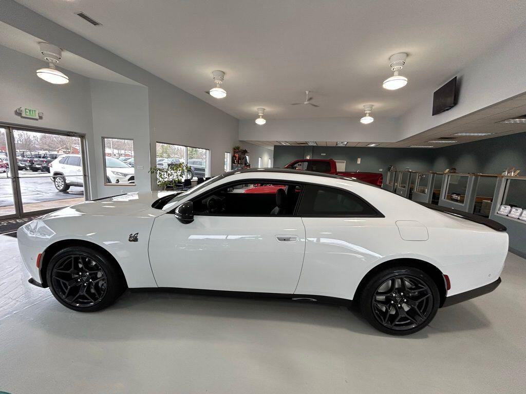 2026 Dodge Charger Scat Pack - Photo 6