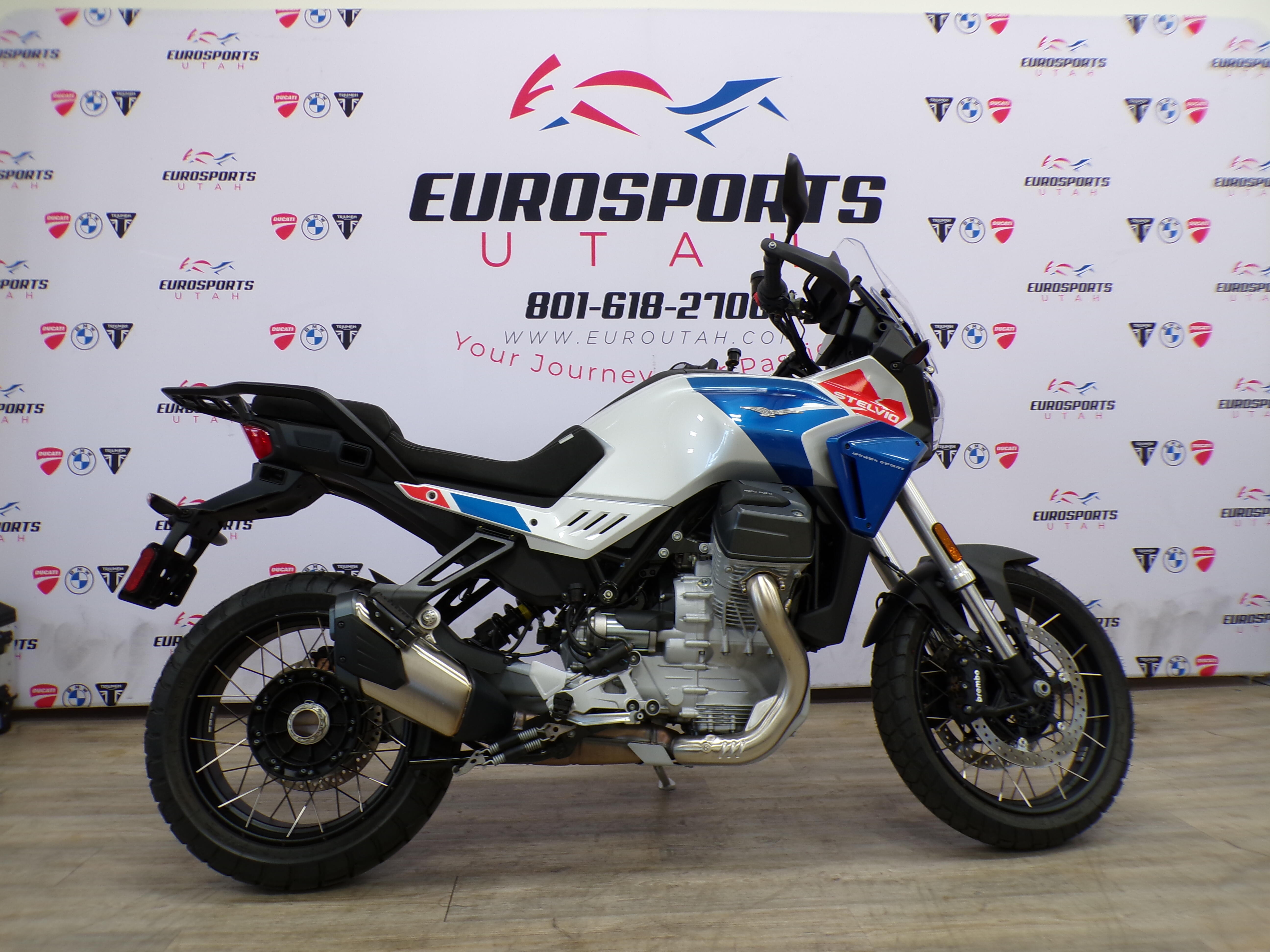 2026 Moto Guzzi STELVIO DUCENTO TRIBUTO