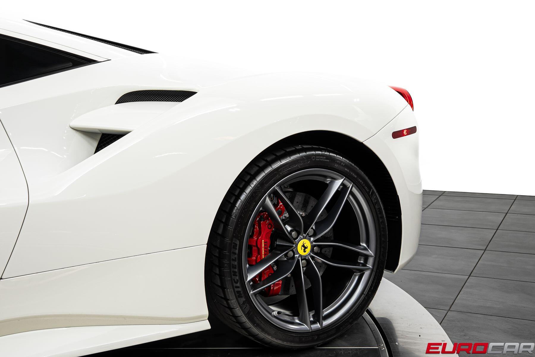 2018 Ferrari 488 GTB *FULL ELECTRIC SEATS * CARBON STEERING WHEEL*Image 16