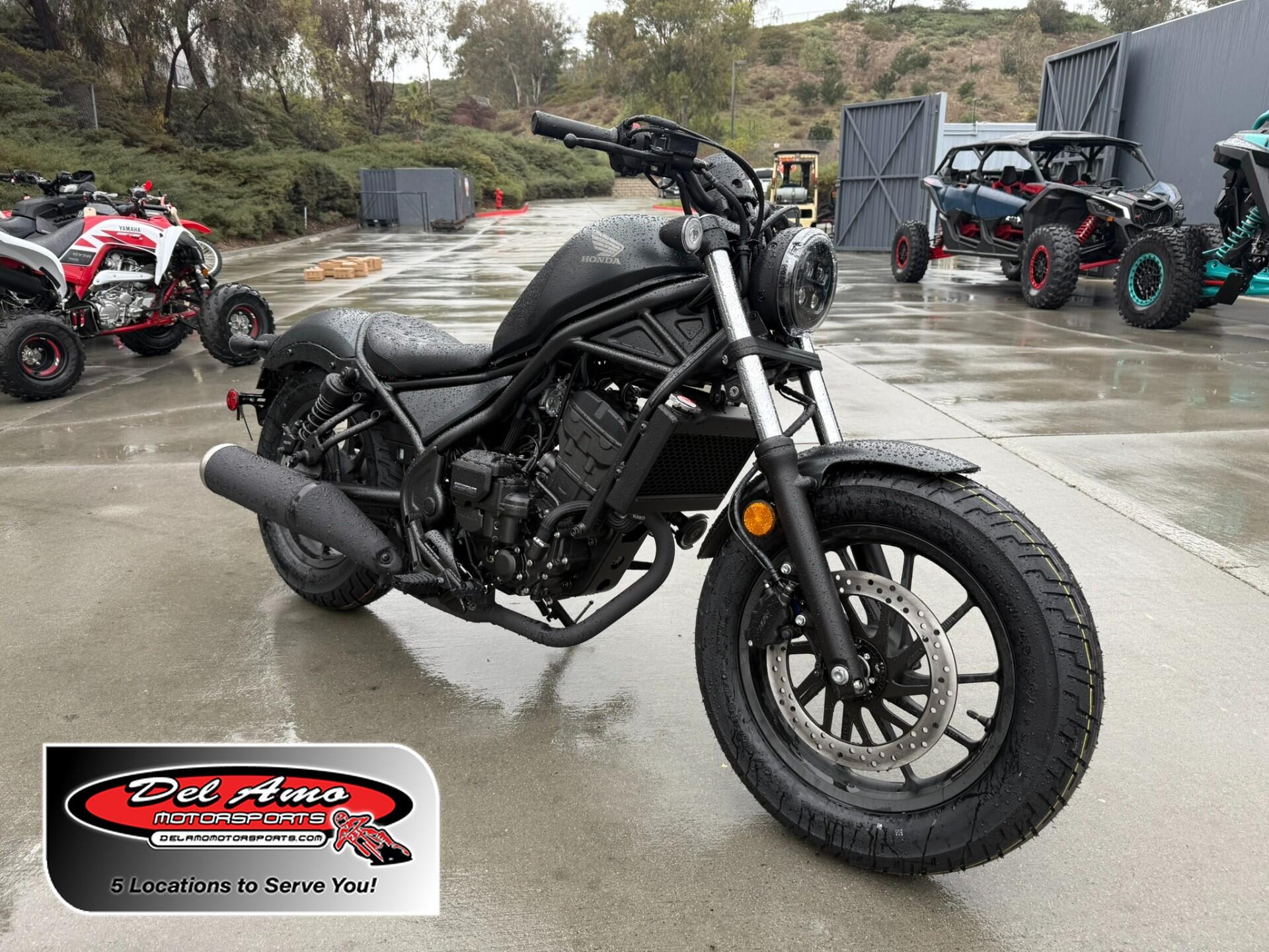2026 Honda REBEL 300 E-CLUTCH