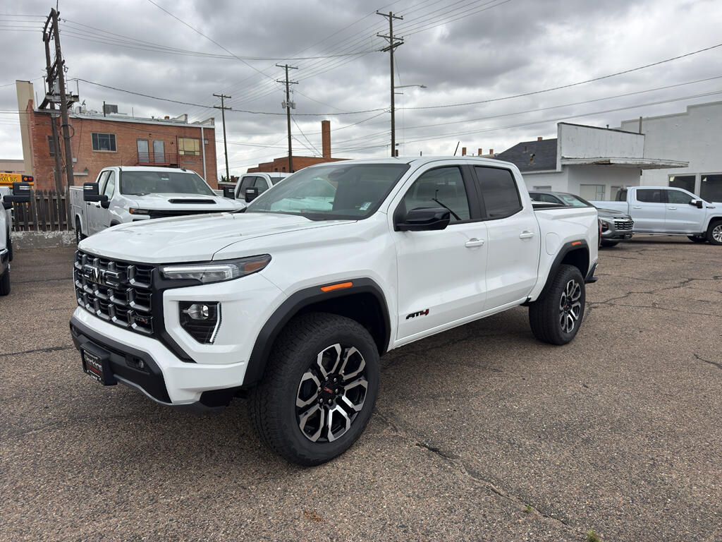 2026 GMC Canyon 4WD AT4 Crew Cab Short Box's photo