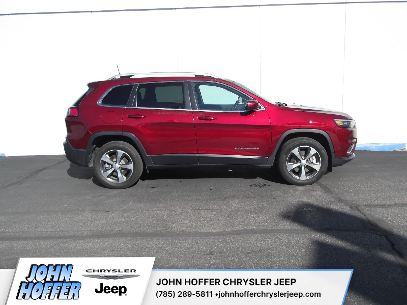 Used 2020 Jeep Cherokee Limited with VIN 1C4PJMDXXLD572314 for sale in Topeka, KS