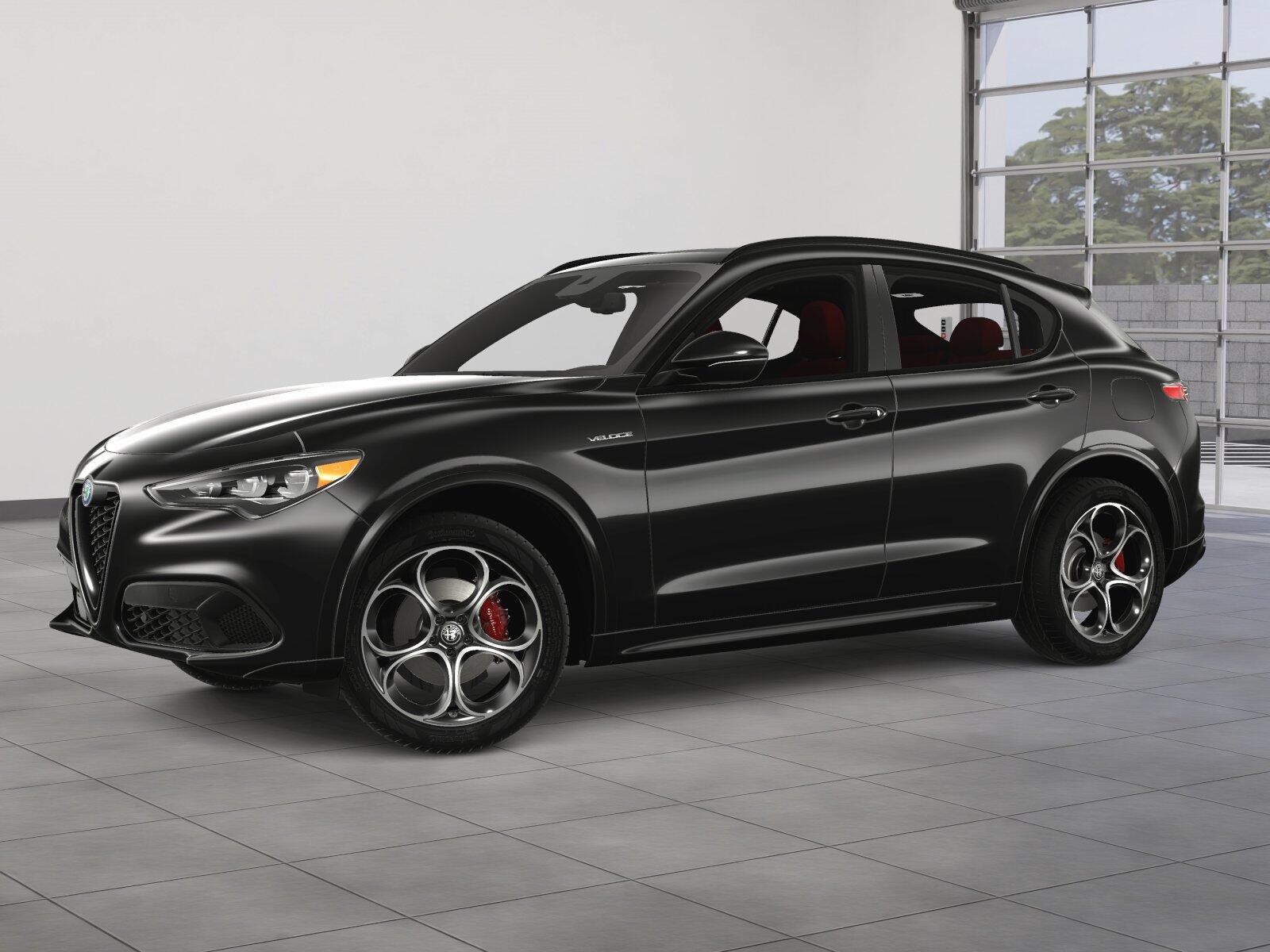 2025 Alfa Romeo Stelvio Intensa's photo