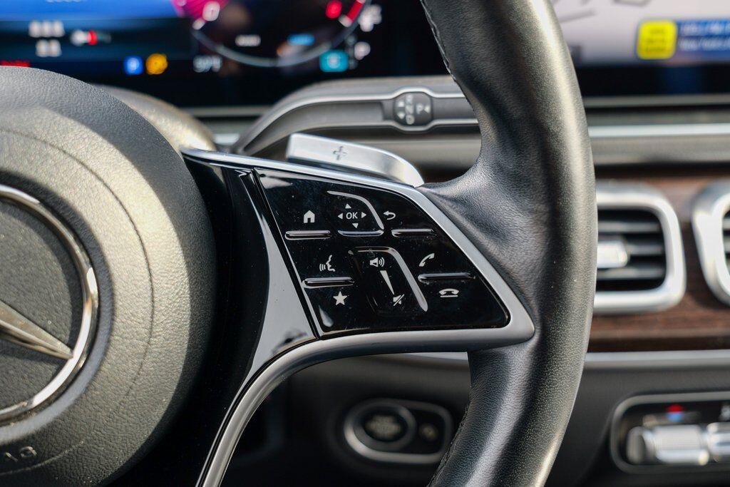 2025 Mercedes-Benz GLS Base - Photo 43