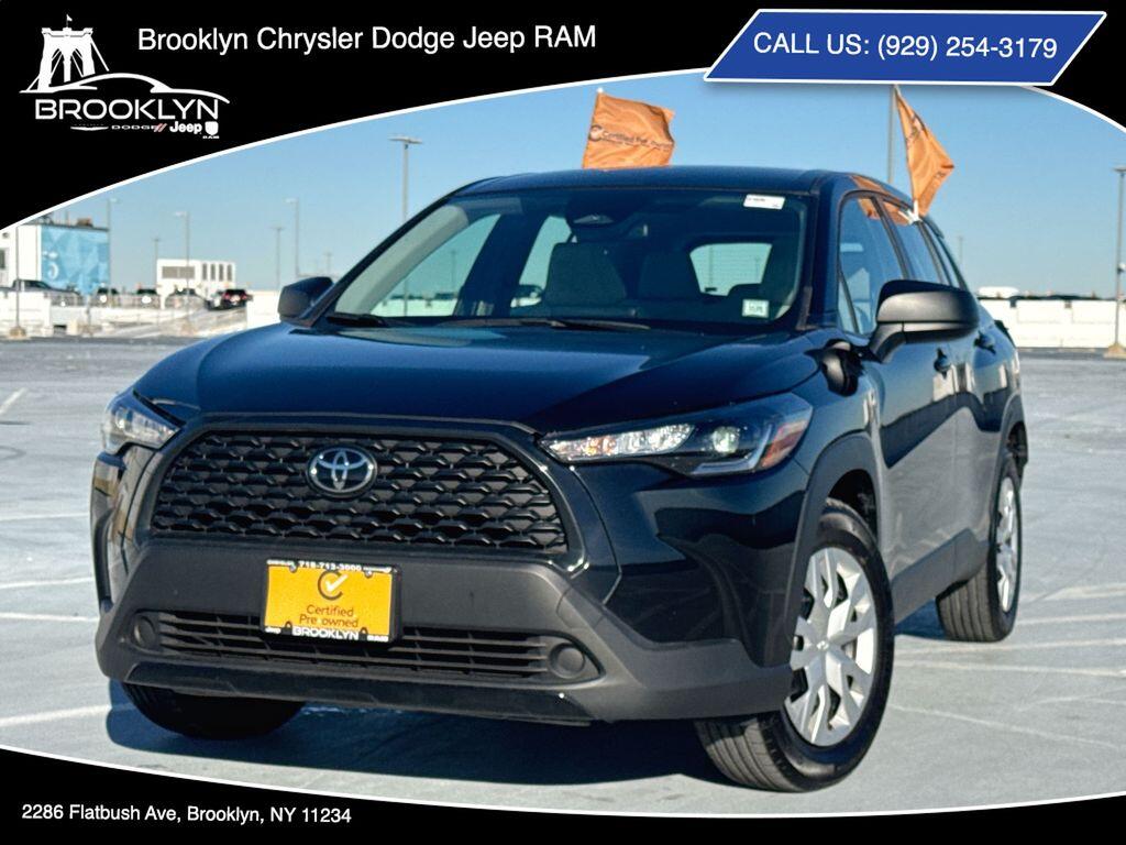 2023 Toyota Corolla Cross L's photo