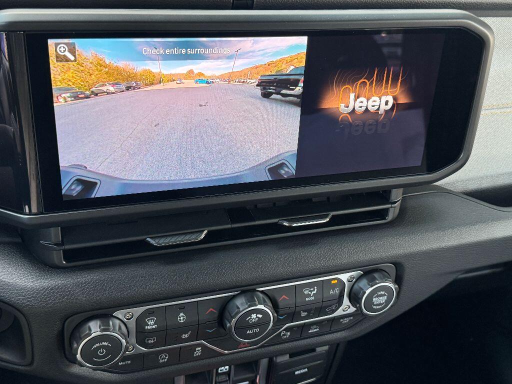 2026 Jeep Gladiator Willys - Photo 18