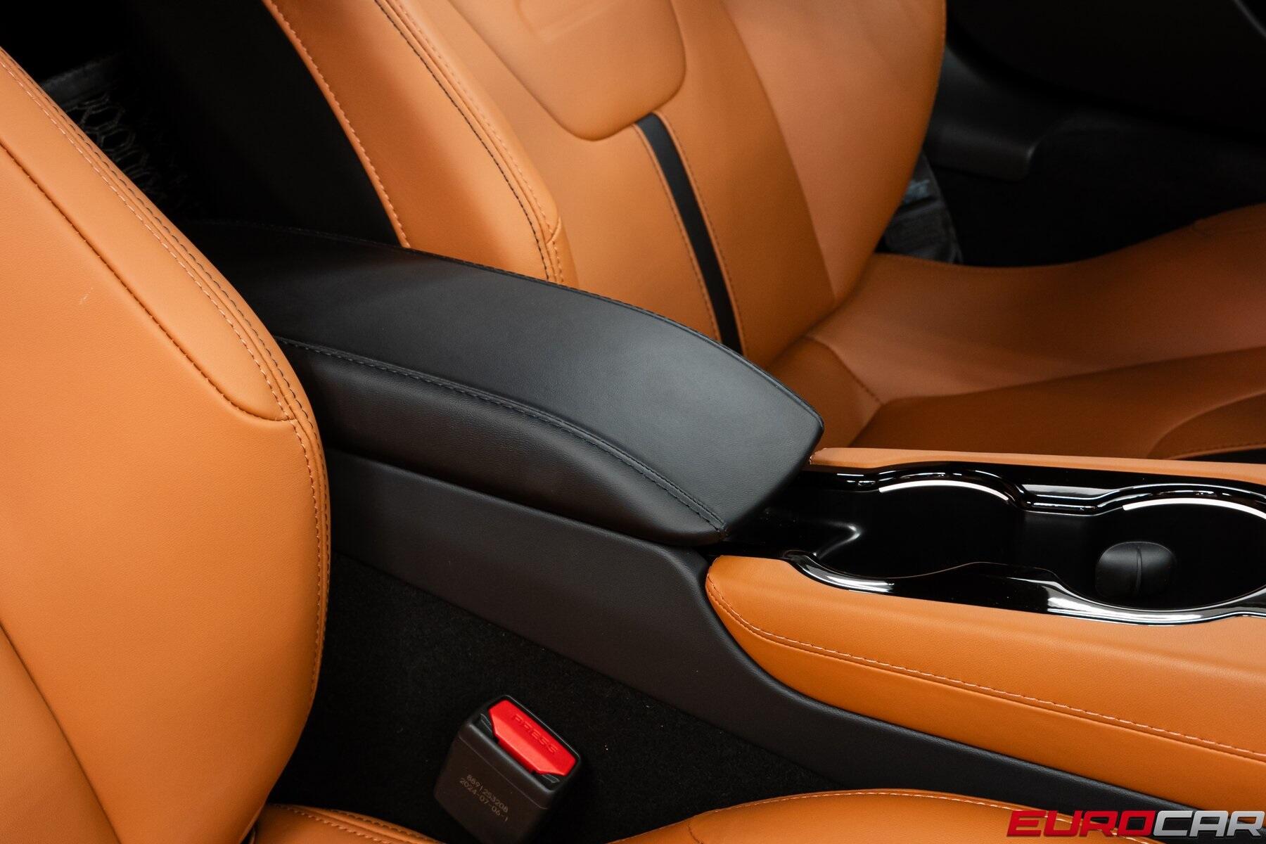 2025 Lotus Emira *6-SPEED MANUAL * NEW CAR*Image 32