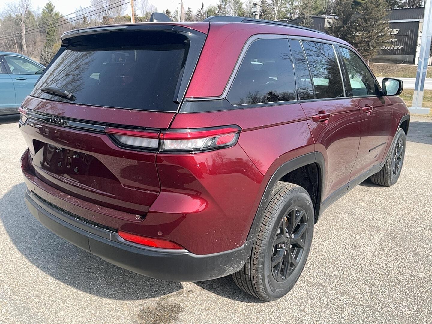 View vehicle photo 6