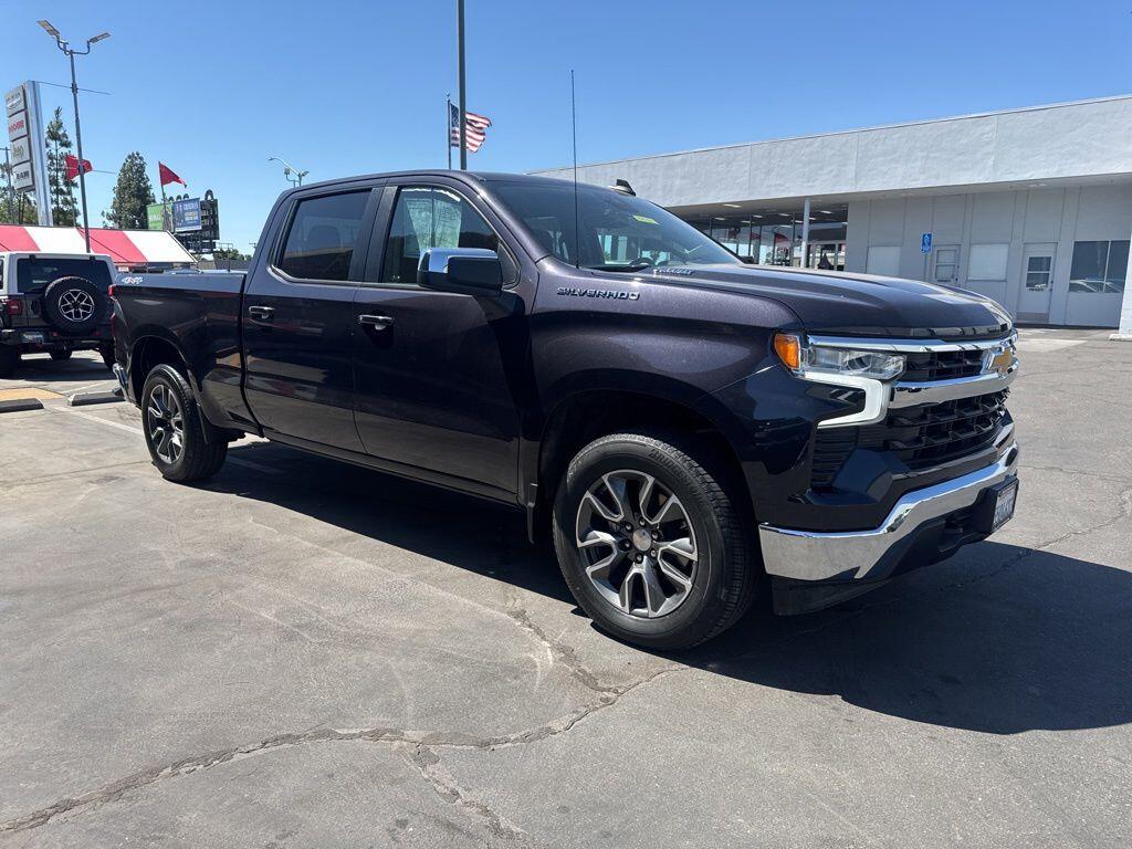 2023 Chevrolet Silverado 1500 LT 4X4 Crew Cab Short Box's photo