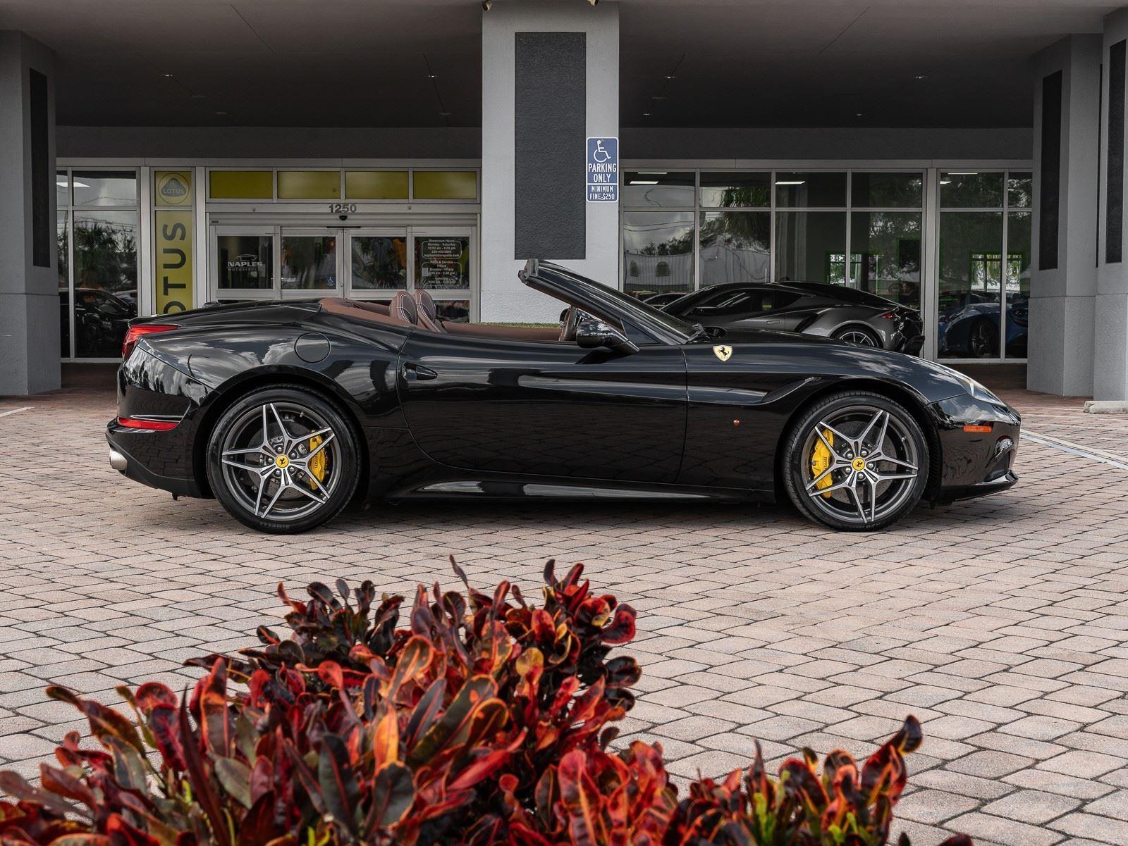 Used 2015 Ferrari California 