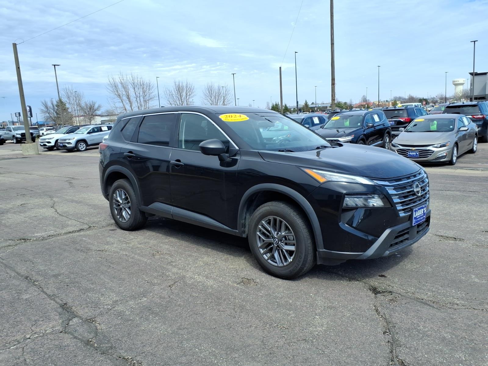 Used 2024 Nissan Rogue S with VIN 5N1BT3AB0RC680698 for sale in Mankato, Minnesota