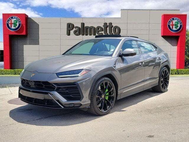 2021 Lamborghini Urus Base's photo