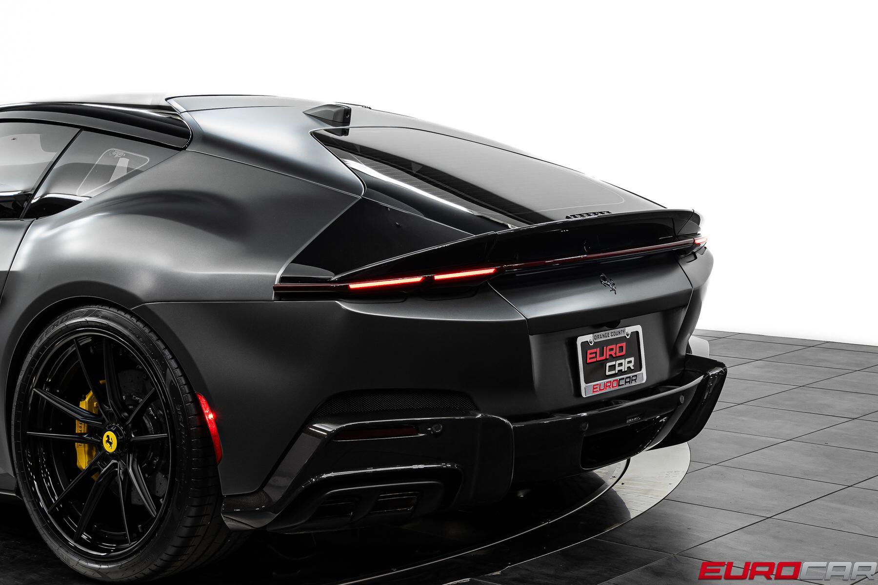 2025 Ferrari 12Cilindri *HUGE CARBON OPTIONS * AIRBRUSHED SHIELD*Image 20