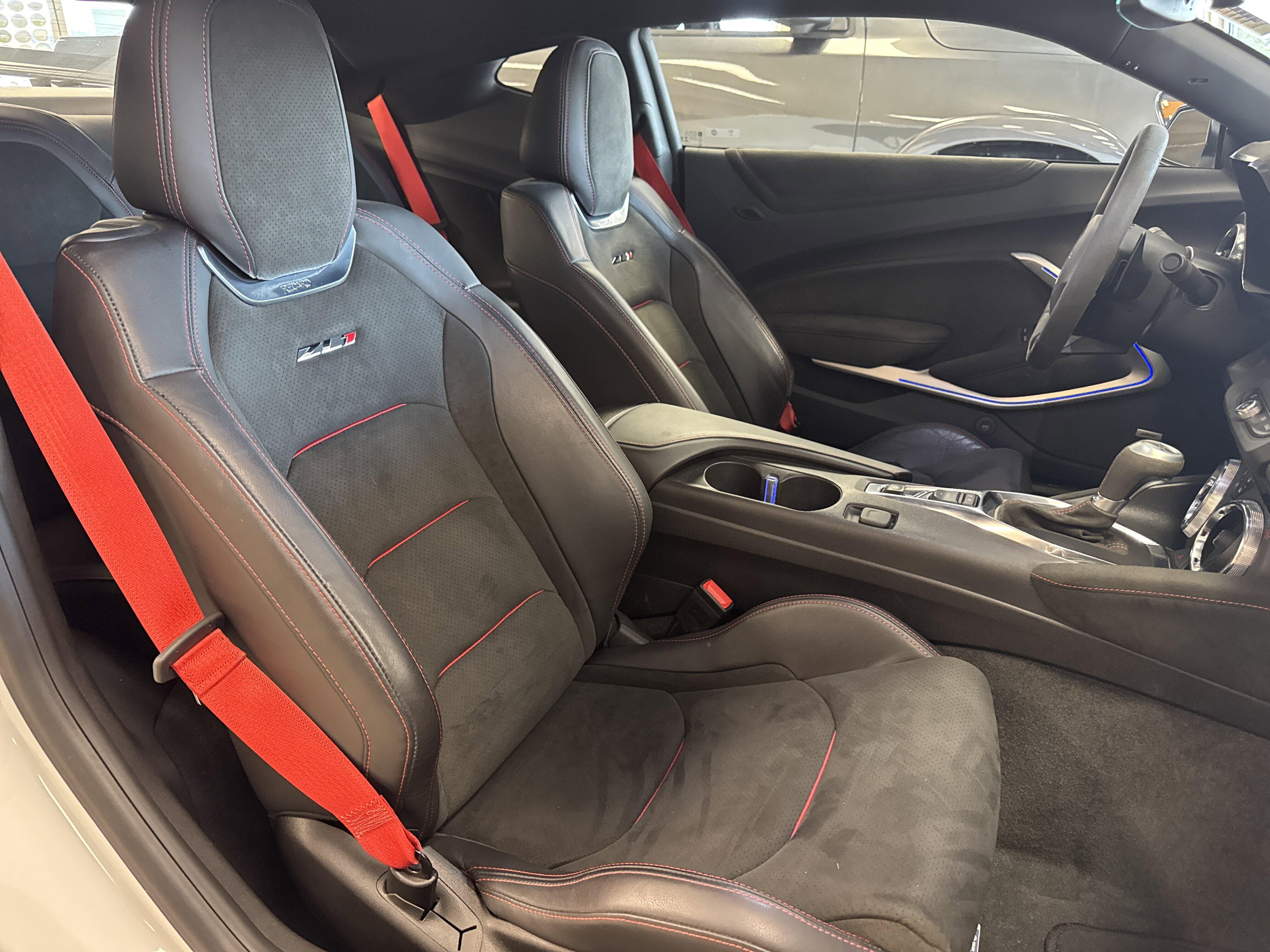 2019 Chevrolet Camaro ZL1 - Photo 21