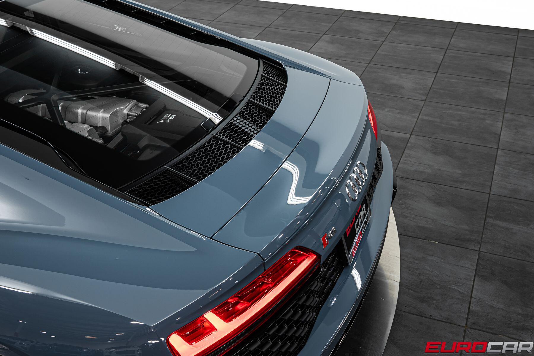 2022 Audi R8 V10 PERFORMANCE RWD * CARBON INTERIOR TRIM*Image 17