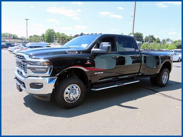 2026 RAM 3500 3500 Big Horn Crew Cab 4x4 8' Box