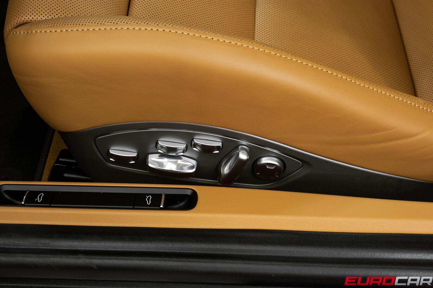 Used 2014 Porsche 911 Turbo S *CARBON FIBER INTERIOR TRIM*Image 46